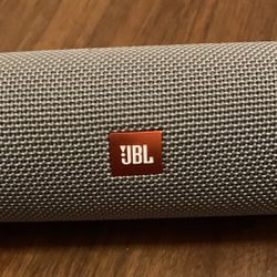 Portable Speaker - JBL Flip 3