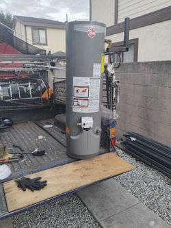 Calenton 28. Galones, 2016,