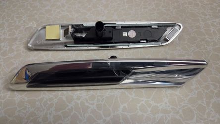 BRAND NEW BMW SEQUENTIAL LED SIDE MARKER LIGHTS – $25