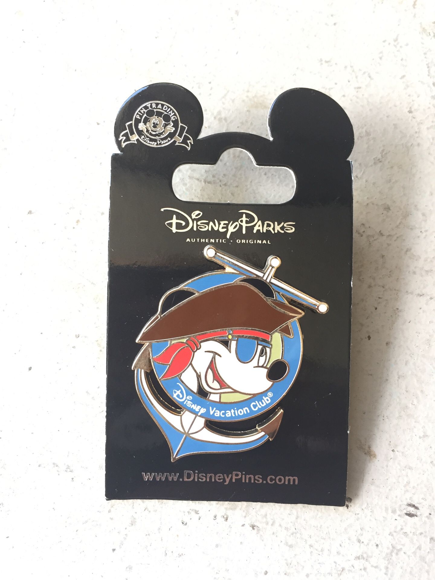 Mickey Mouse Disney trading pin