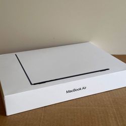 MacBook Air 15-inch M4 Chip 16GB Ram 256GB SSD Brand New Sealed 