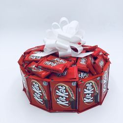 Medium Kit Kat Candy Cake