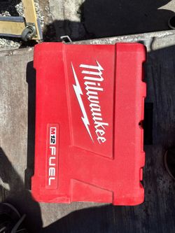 Milwaukee Case