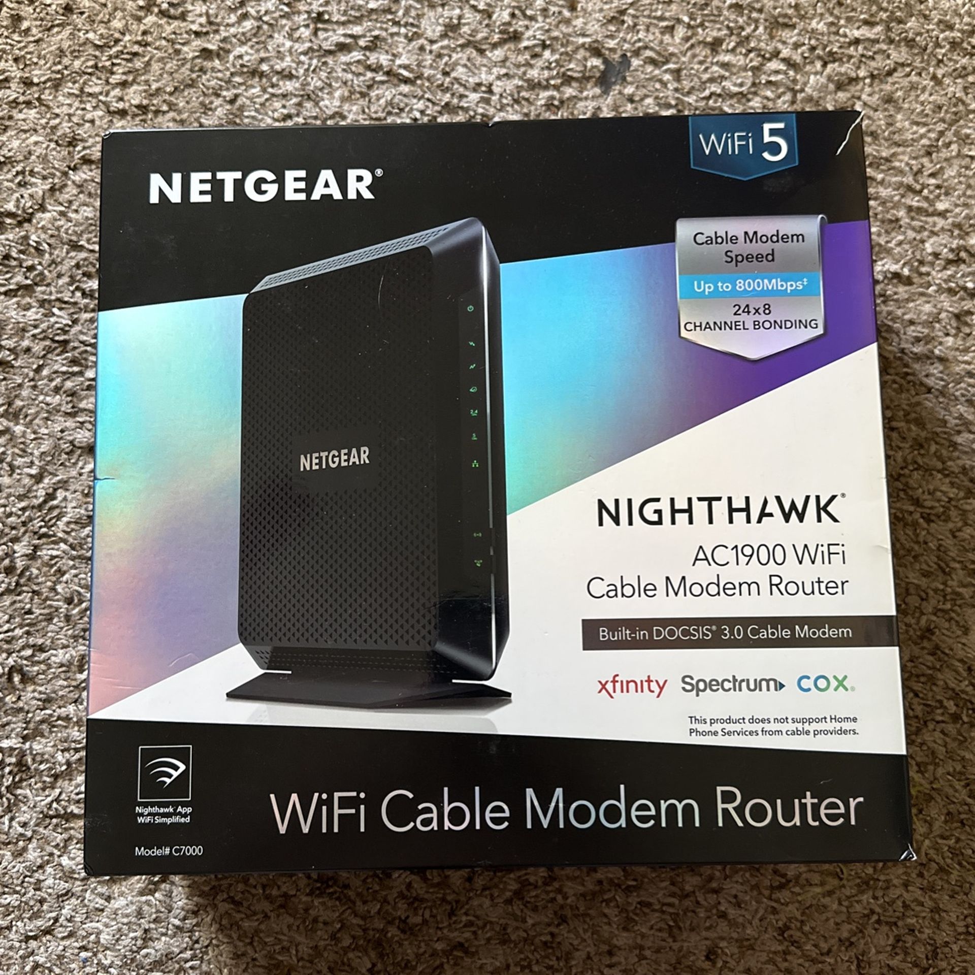 Nighthawk AC1900 Wi-Fi Cable Modem Router 