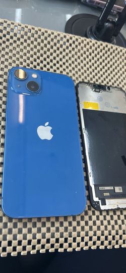 iPhone 13 Screen