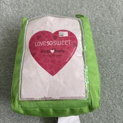 Green Pillow Photo Frame 3“ X 6“ X 7“ Fit Photo Of 4“ X 6“