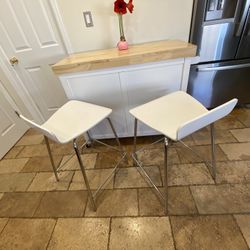 Set Of 2 Crate & Barrel Felix Counter Stools Retro Modern Style Excellent Condition
