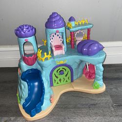Lakeshore Learning Under the Sea Mermaid Palace Castle Toy Princess Playset
