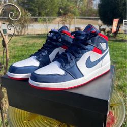 Jordan 1 Mid Usa SE