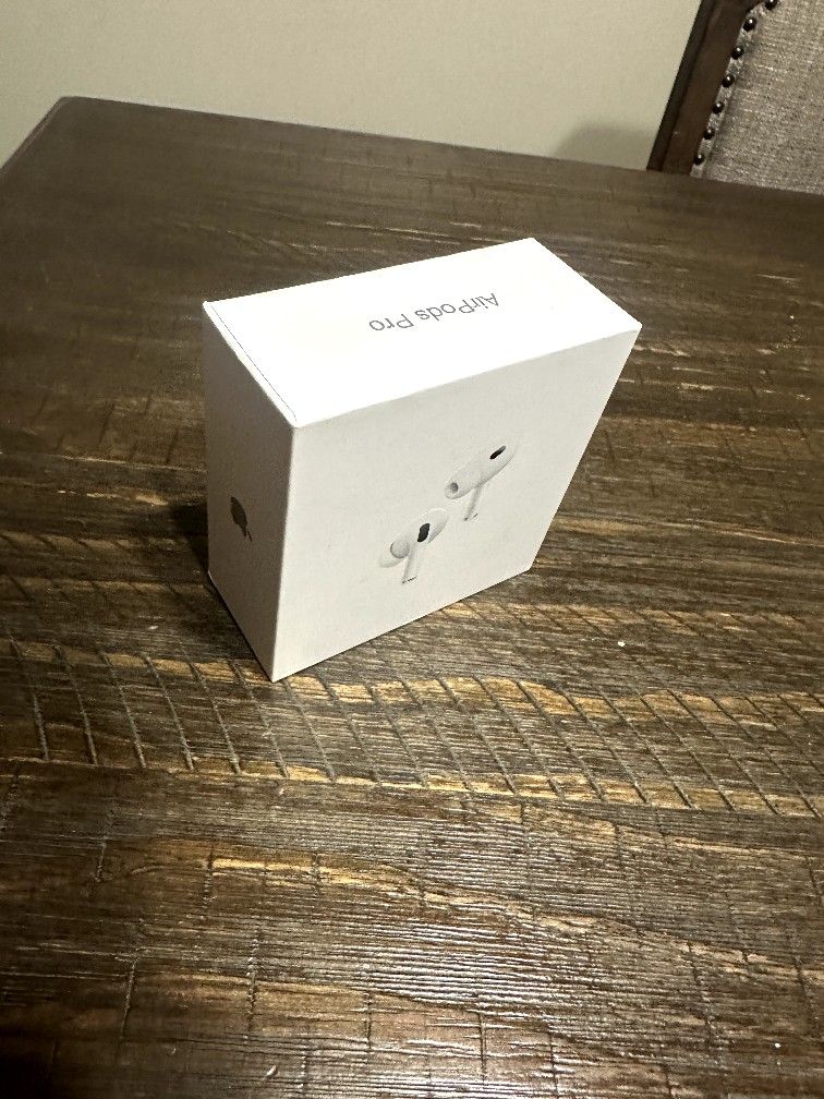 Airpod pros ( 2nd generation)  USB C charger 