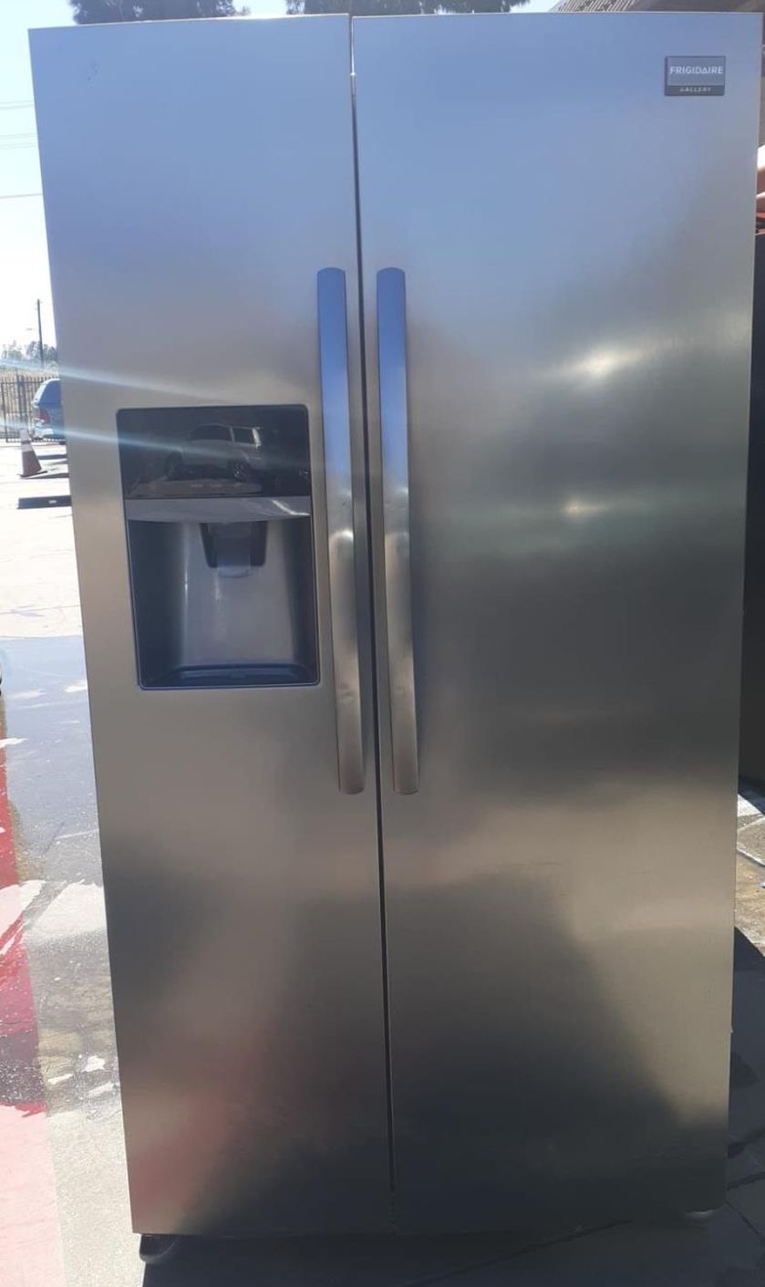 Frigidaire Side By Side Stainless Steel Refrigerator Fridge