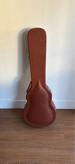 Acoustic Guitar Hard Case Brown