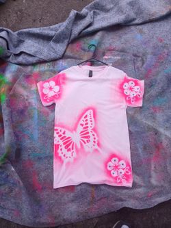 T shirt size  s