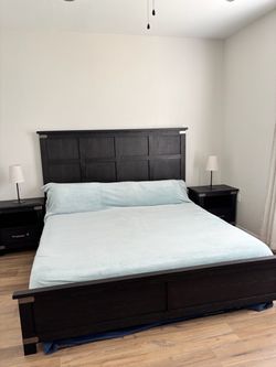 King Bedroom Set 6pc - $800