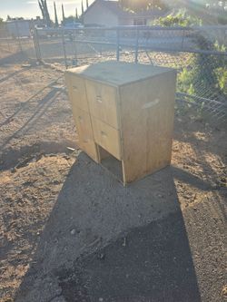 Free cabinet