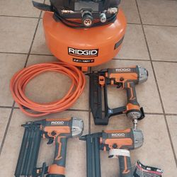 RIDGID 6 GALLONS AIR COMPRESSOR WITH 3 GUNS AND AIR HOSE 