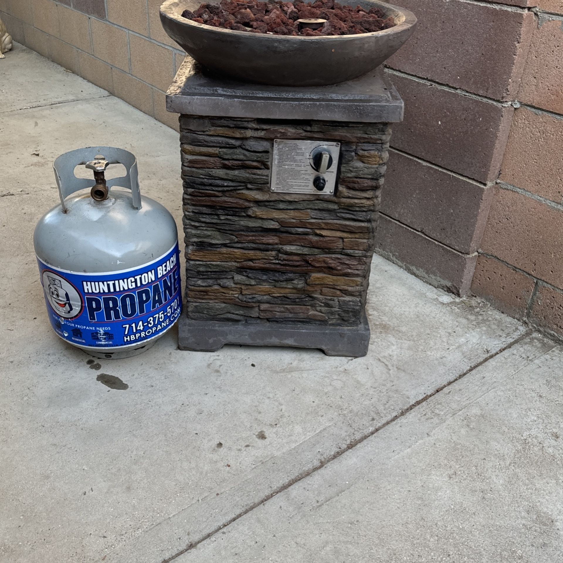 Outdoor Fire Place