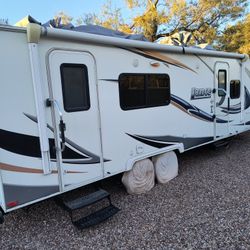 2014 Lance 2285