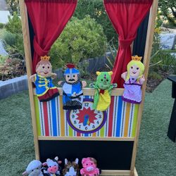 Melissa & Doug Puppets and Puppet Theater