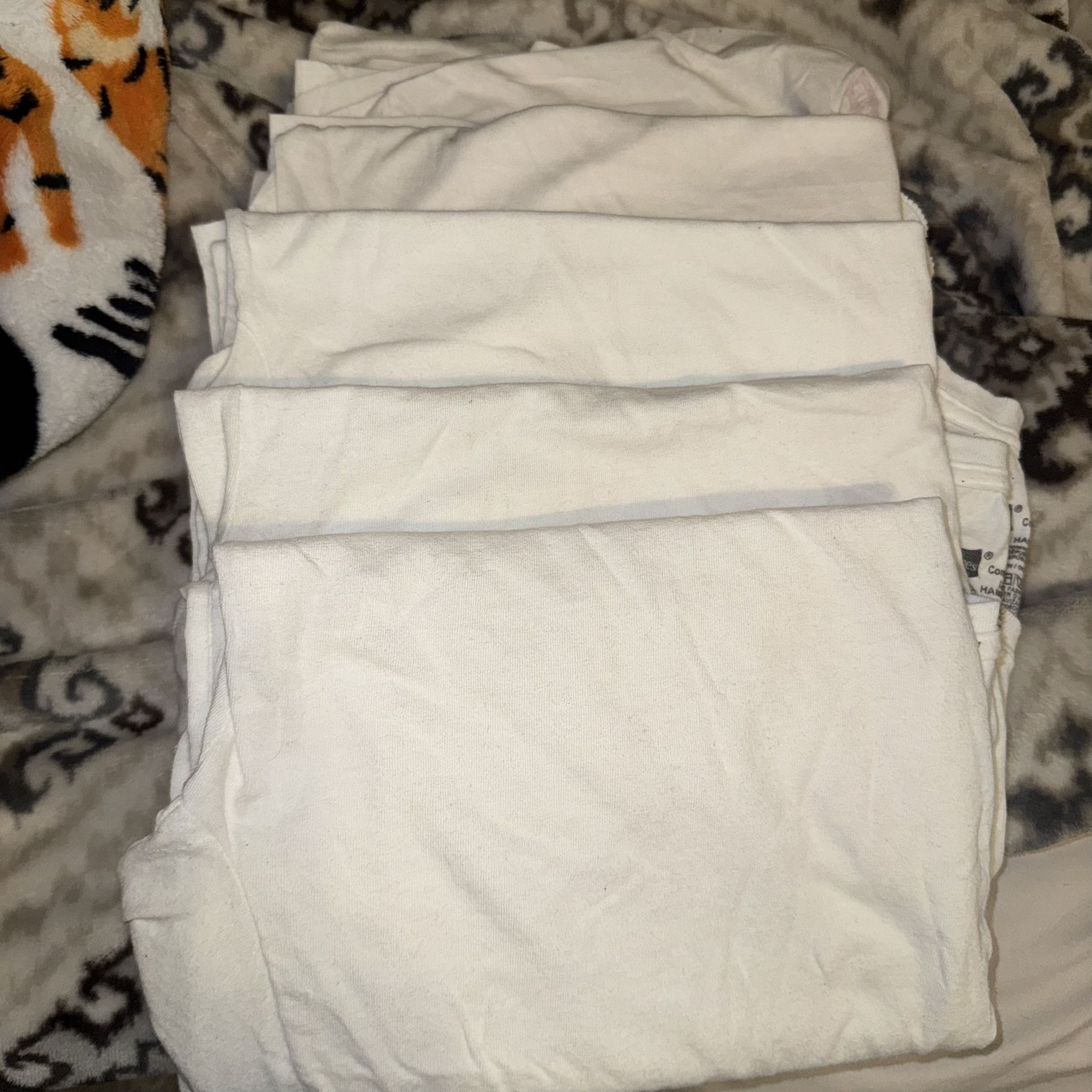 Men’s White Tee Bundle