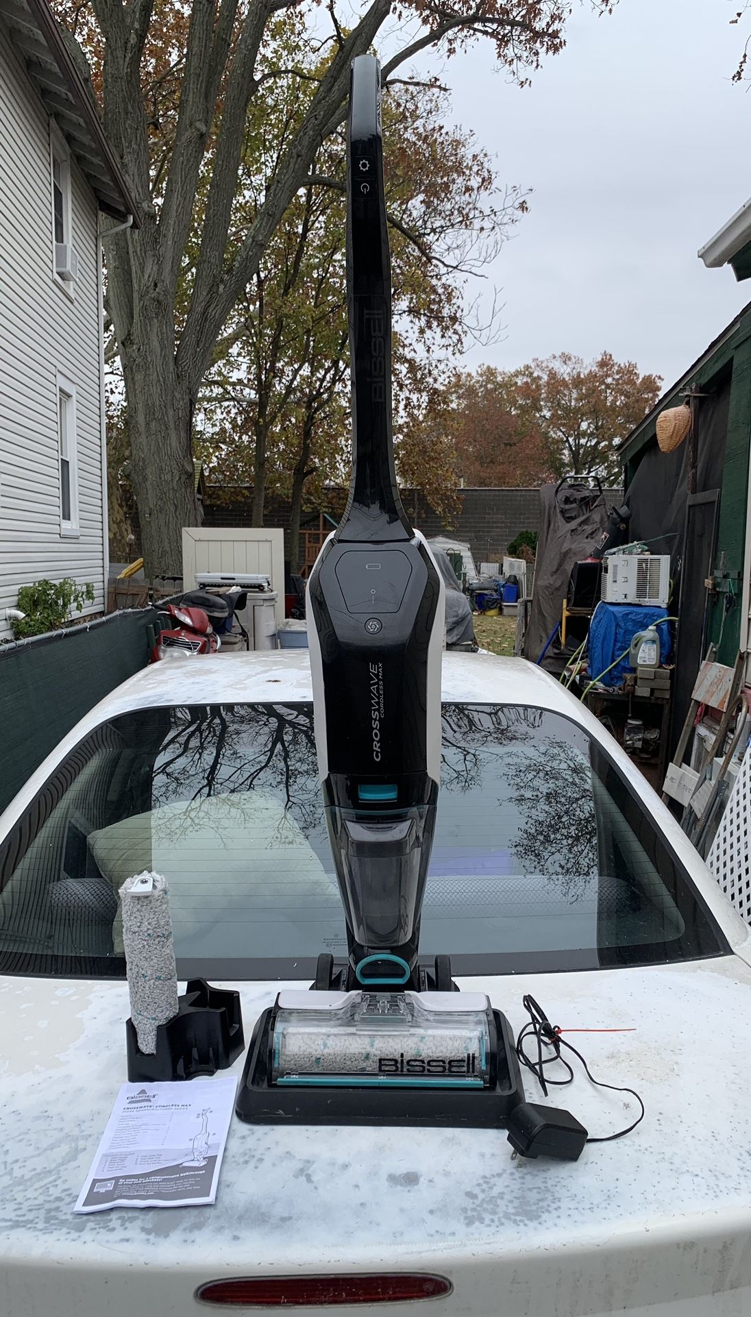 Bissell Crosswave Cordless Max 2554R series comes with charger &  extra roller & owners manual 