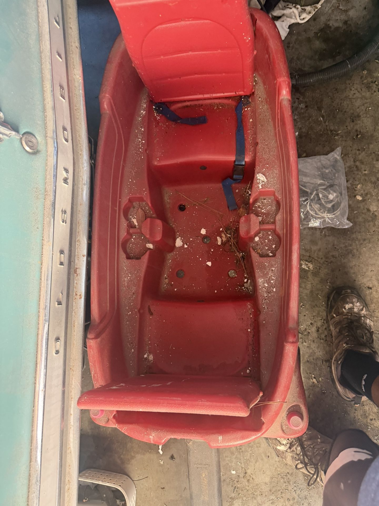 Plastic 2 Seat Radio Flyer Wagon