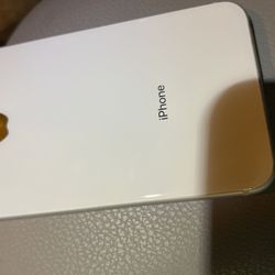 iPhone 8 Plus Silver Unlocked To Any Carrier 64GB