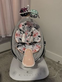 4Moms Baby Swing