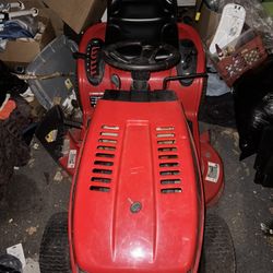 Troy-Bilt Riding Lawn Mower 