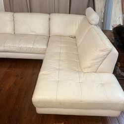 White leather couches 