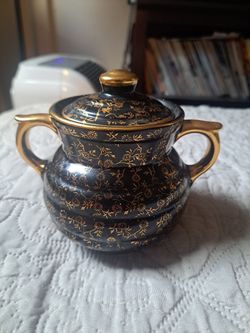 Vintage Mid-Century Black Ceramic Covered Sugar Bowl - Genuine 22K Gold Overlay (USA)