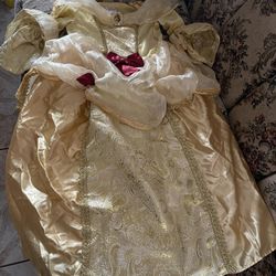 costume