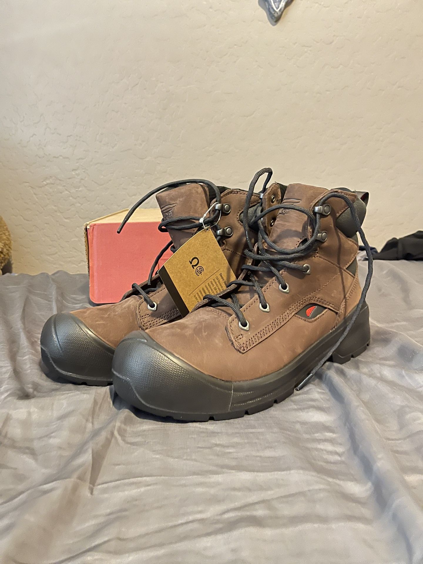Work Boots - Red Wing - Size 10 ***NEVER WORN***
