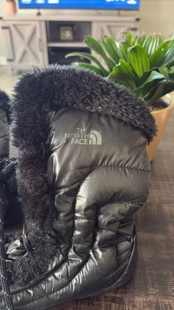 Boots By north Face