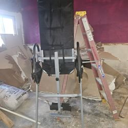 Akonza Inversion Table Deluxe Fitness Chiropractic Back Pain Relief Exercise Gravity, (Black)