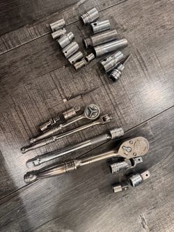 21pcs 1/4 1/2 Snap on mixed tools ratchets swivel sockets extensions breaker bar sold as set only