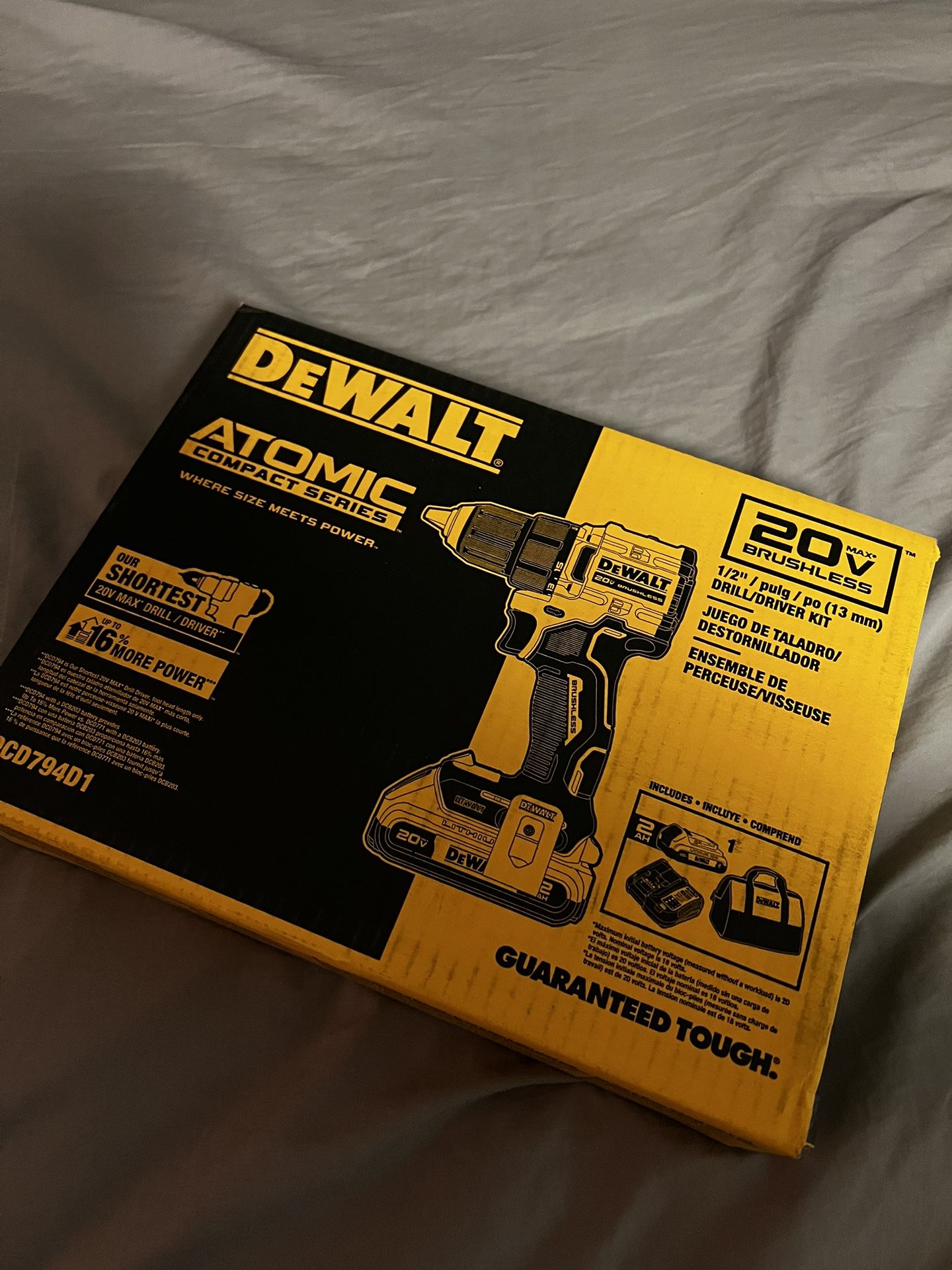 DEWALT ATOMIC 20-Volt Lithium-lon Cordless Compact 1/2 in. Drill/ Driver Kit with 2.0Ah