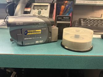 Sony Handycam DVD DCR 305