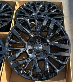 20” Chevy Silverado factory wheels rims gloss black new Tahoe Z71