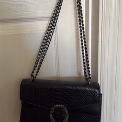 Chain Leather Shoulder Bag
