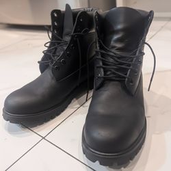 Black Timberlands
