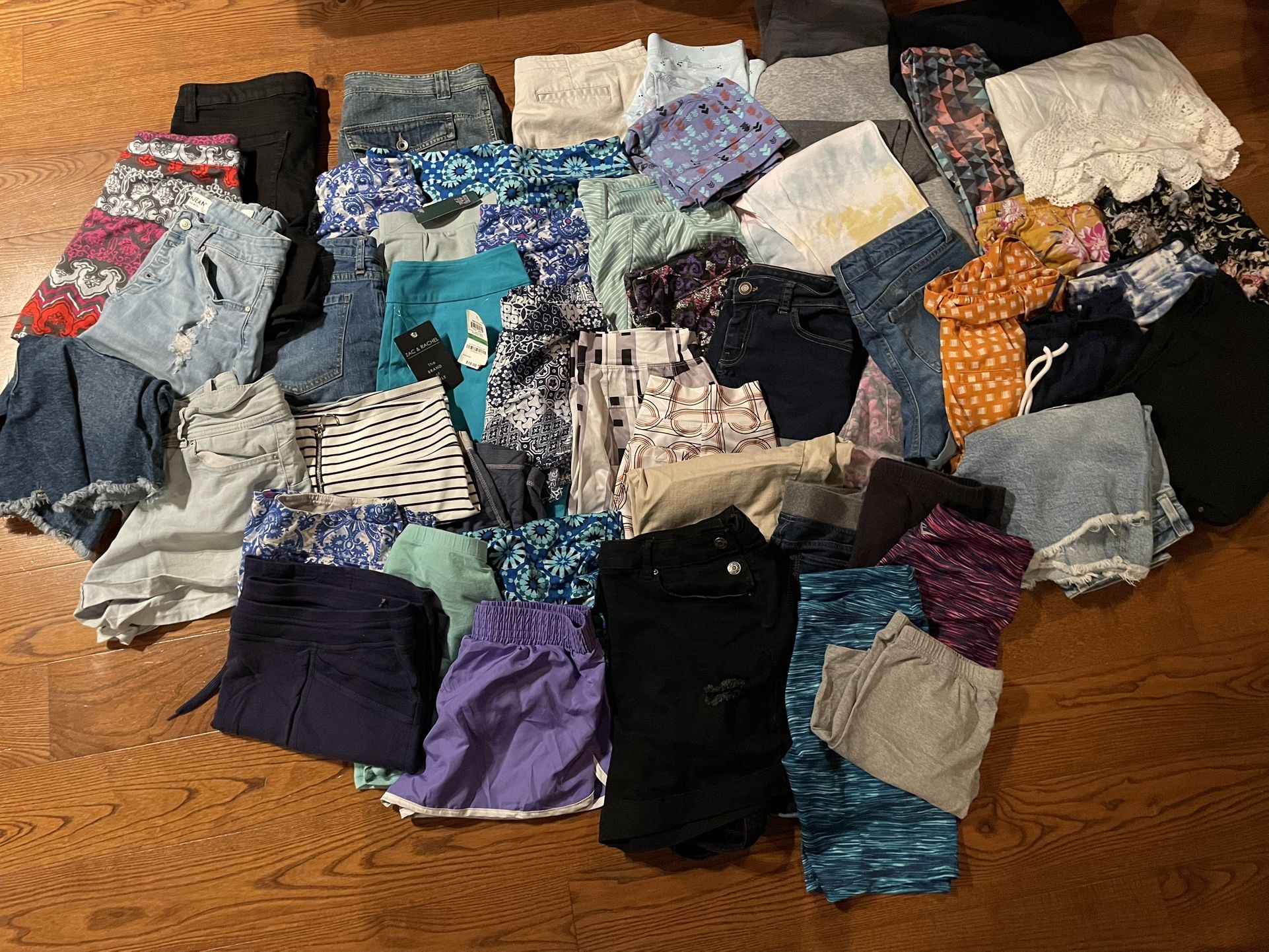 Girls And Women’s Assorted Bottoms 52 Pieces