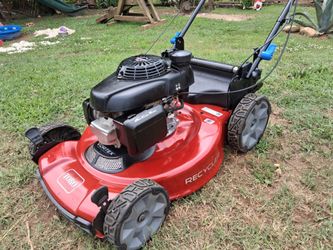 LIKE BRAND SPANKING NEW TORO RWD SELF PROPELLED MOWER ITH BIG BACK WHEELS AND HONDA ENGINE