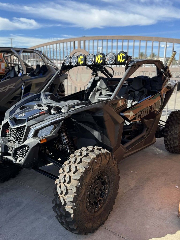 2023 Can-Am Maverick X3 X RS Turbo RR Smart-Shox