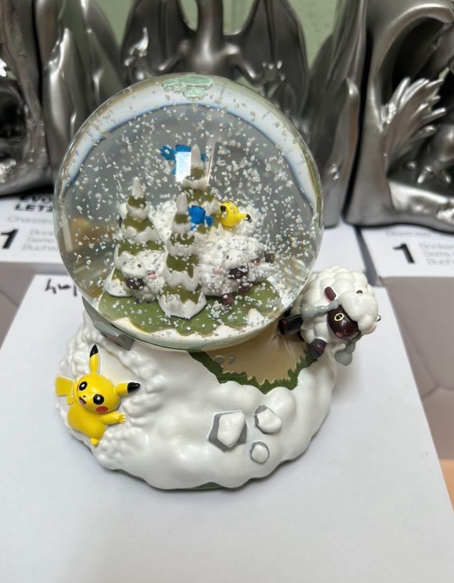 Pokemon TCG PIKACHU snow Globe!! Fire 🔥 Sell! $5 A Box!! Must Sell Today! About 20 Left Good For Gifts!! Buy All $5 Bucks Each! 💣💯🔥🔥