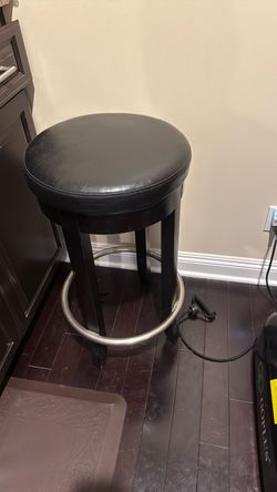 Black Bar Stool with Footrest