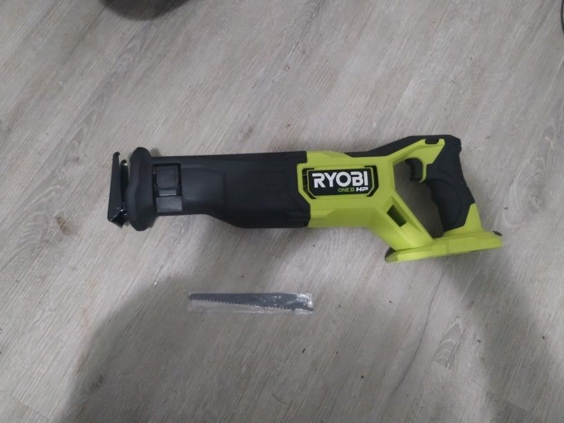 Ryobi 18V Brushless Saw