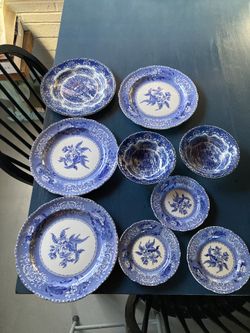 Blue Country Dishes 11 pieces
