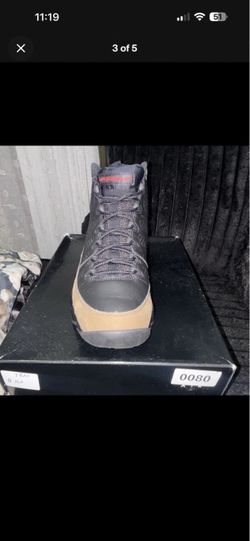Air Jordan 9 Retro Sneaker