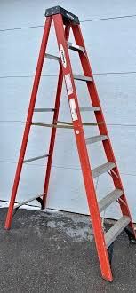 8 Ft Fiberglass  Ladder Really Good Shape